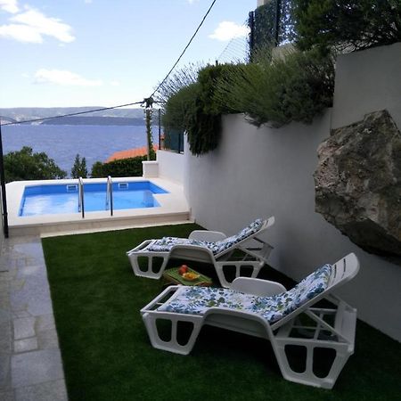Private Pool And Sea View Apartment Омиш Экстерьер фото