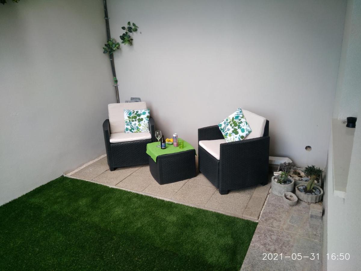 Private Pool And Sea View Apartment Омиш Экстерьер фото